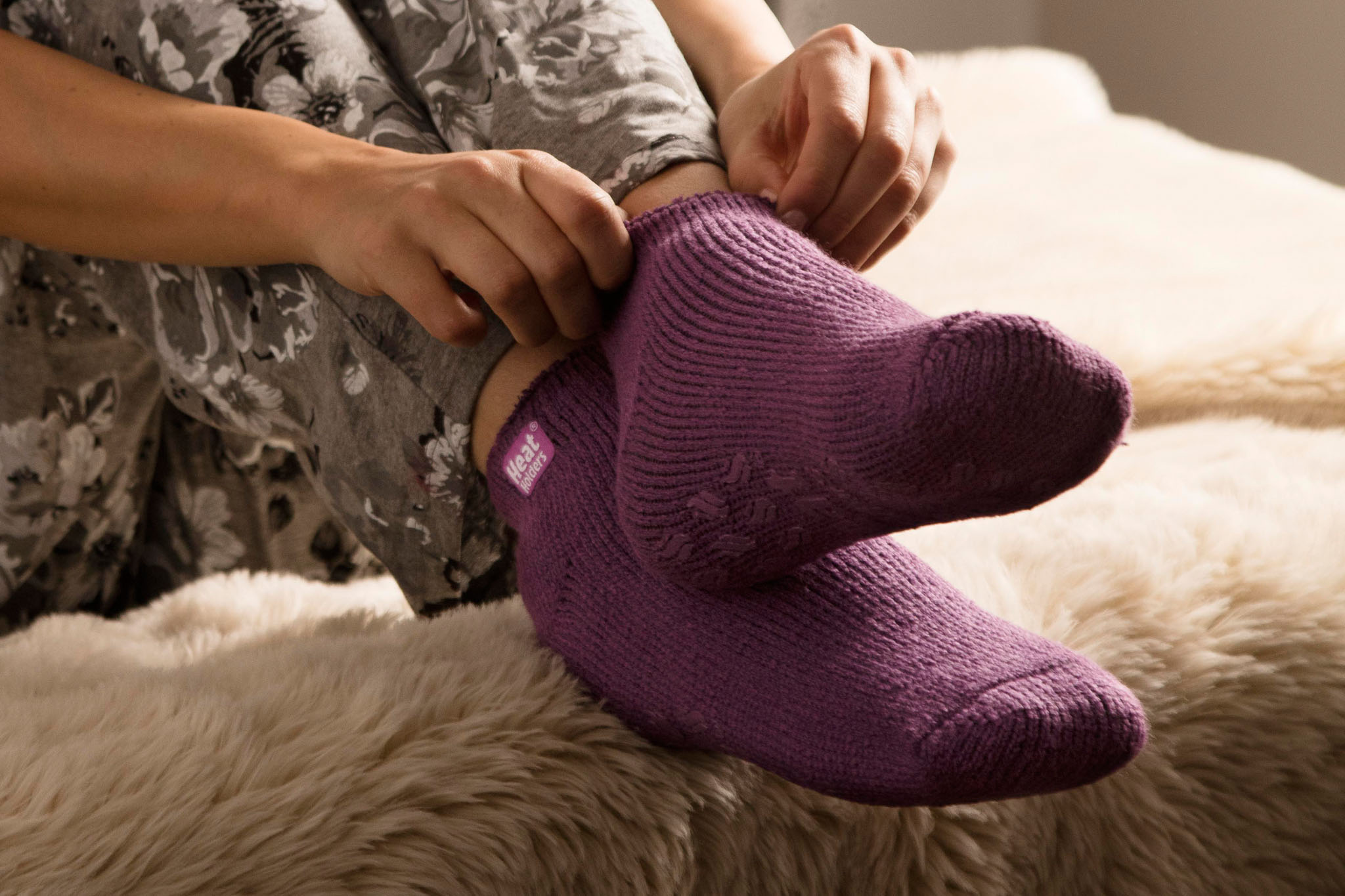 HEAT HOLDERS - Ladies low cut thermal slipper ankle socks in 4