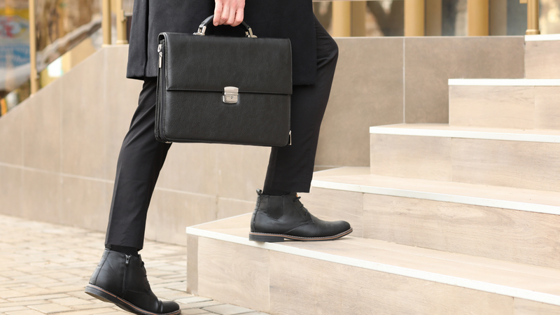 Dressing for the Office in Winter: Stylish and Warm Ideas Heat Holders Dressing for the Office in Winter: Stylish and Warm Ideas Heat Holders